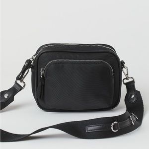 H&M Black Shoulder Bag